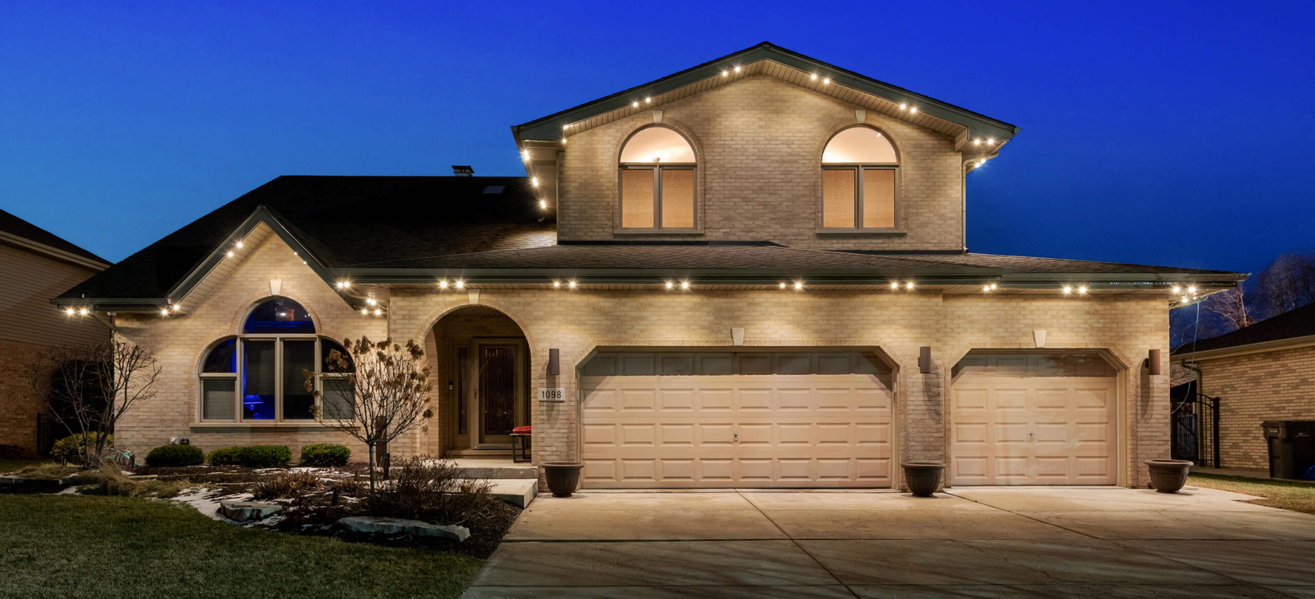 Roofline lighting - Warm White